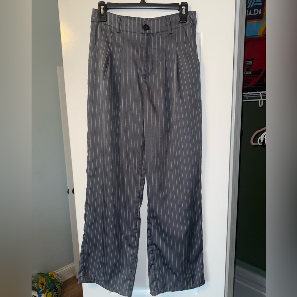 SHEIN Women's Gray Striped Wide Leg Pants